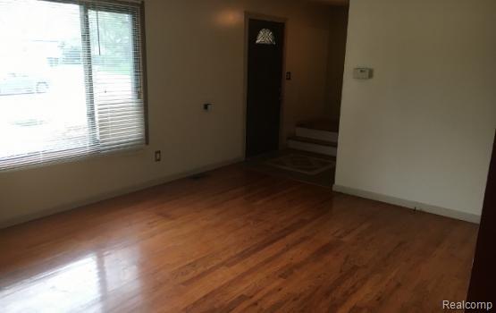 644 Sheffield Road Auburn Hills, MI 48326 - Photo 9 of 34