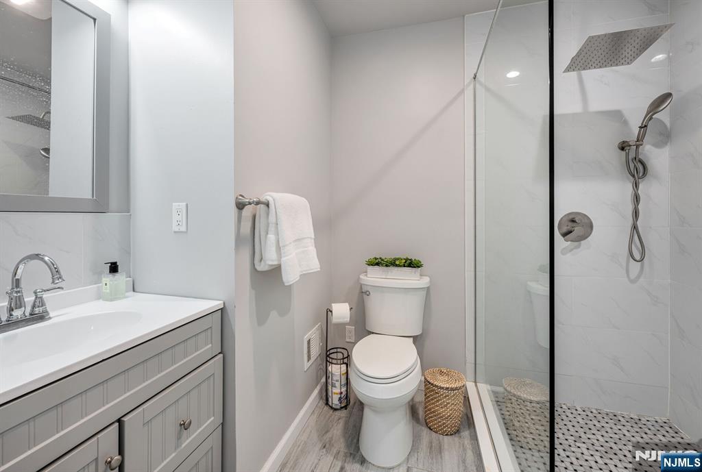 451 Bogert Avenue Ridgewood, NJ 07450 - Photo 22 of 33