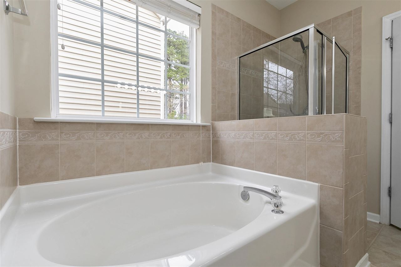 8424 Aztec Dawn Court Raleigh, NC 27613 - Photo 15 of 30 Master Bath/Spa