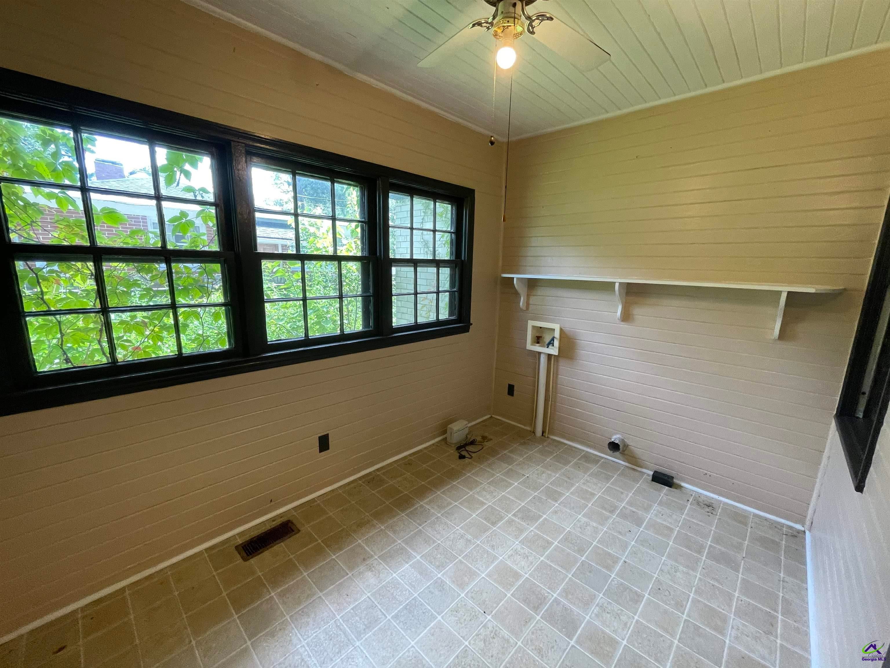 110 Southwest Peter Street Cochran, GA 31014 - Photo 12 of 19 Gallery Image 12