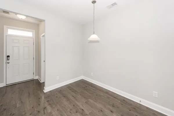 $1,950 | 7861 Montview Road, North Charleston, SC 29418