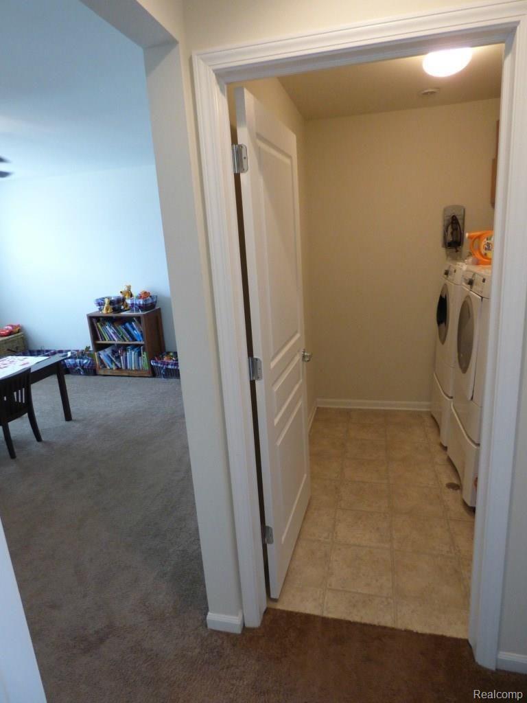 1842 Steeple Chase Road Canton, MI 48188 - Photo 32 of 47 P1230072.jpg