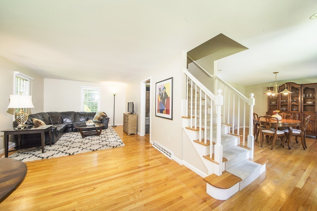 65 Metacomet Road Longmeadow, MA 01106 - Photo 13 of 30