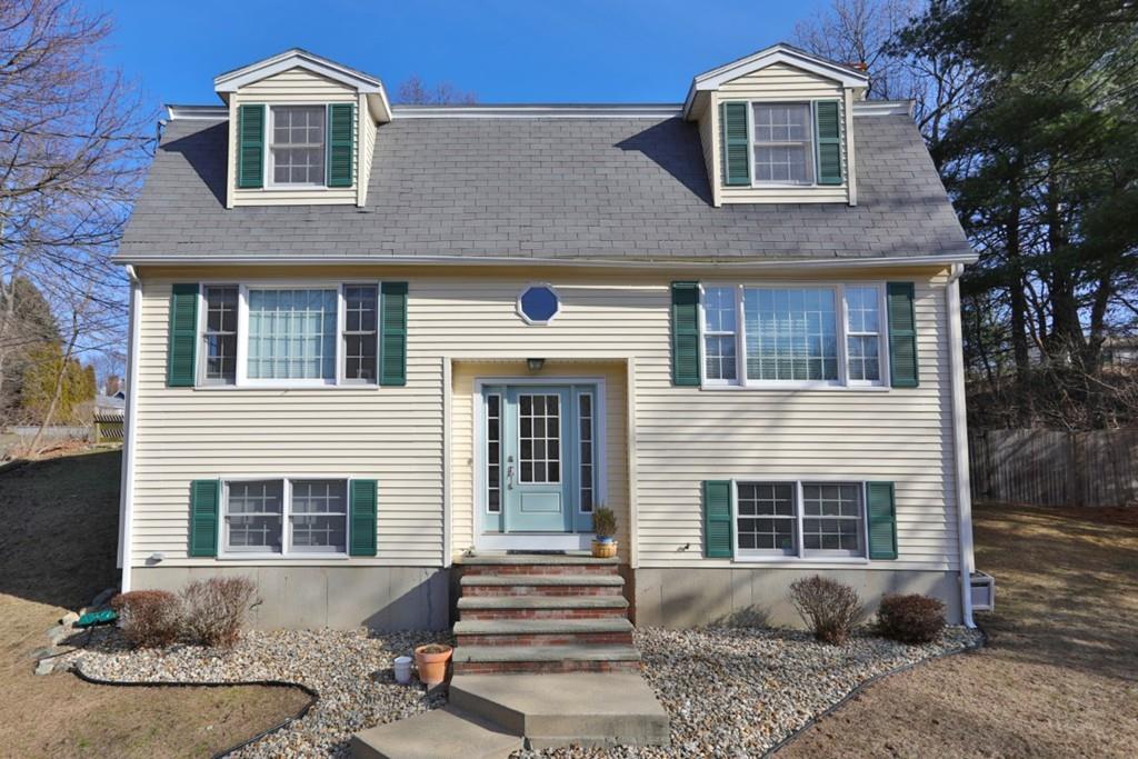 154 Spring Street Stoneham, MA 02180 - Photo 1 of 33