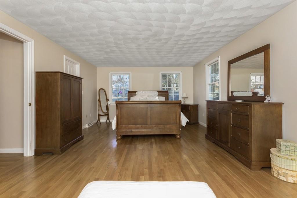 154 Spring Street Stoneham, MA 02180 - Photo 20 of 33