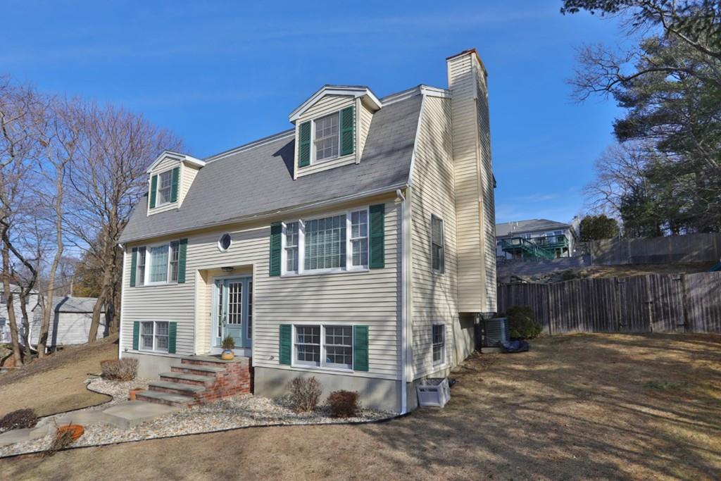 154 Spring Street Stoneham, MA 02180 - Photo 2 of 33