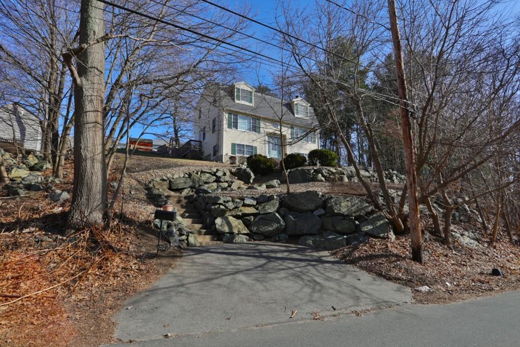 154 Spring Street Stoneham, MA 02180 - Photo 4 of 33