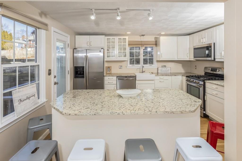 154 Spring Street Stoneham, MA 02180 - Photo 7 of 33