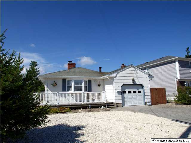 9 Sturgis Road Lavallette, NJ 08735 - Photo 1 of 3 Primary Photo