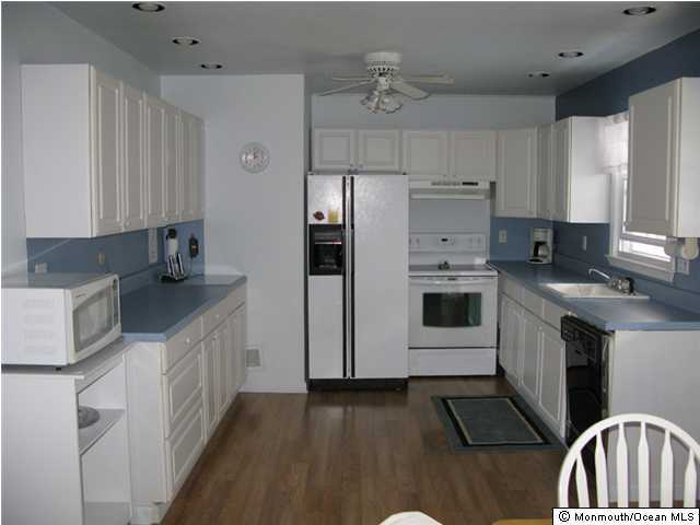 9 Sturgis Road Lavallette, NJ 08735 - Photo 2 of 3 Additional Photo