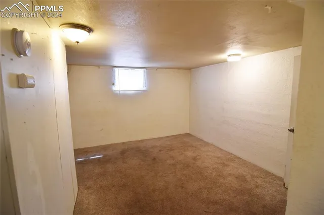 $950,000 | 506 West Cheyenne Road, Colorado Springs, CO 80906