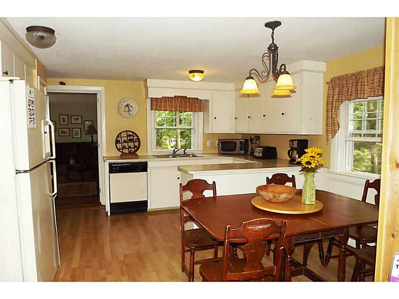 50 Williams Road Smithfield, RI 02917 - Photo 2 of 25 Kitchen.