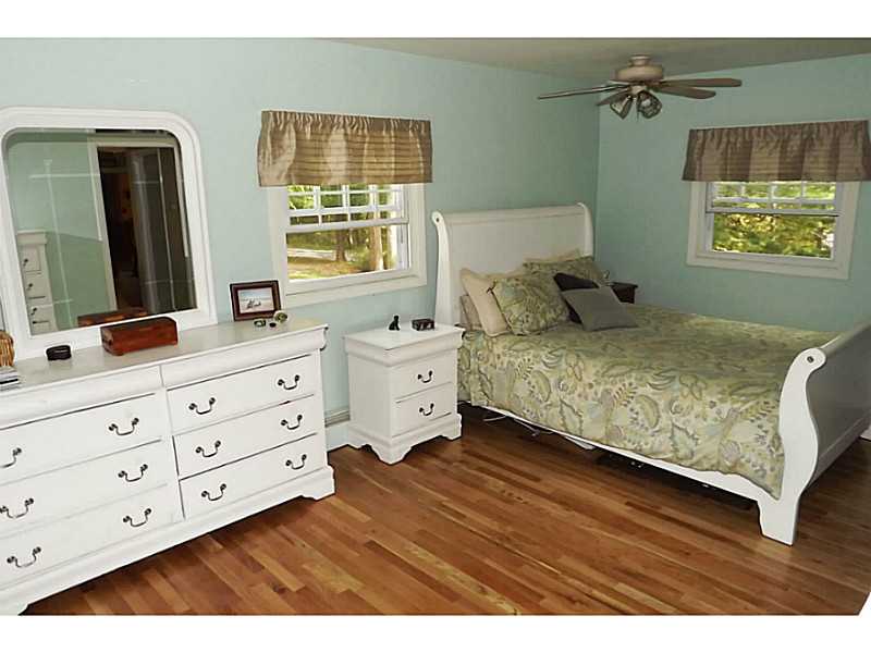 50 Williams Road Smithfield, RI 02917 - Photo 8 of 25 Master Bedroom.