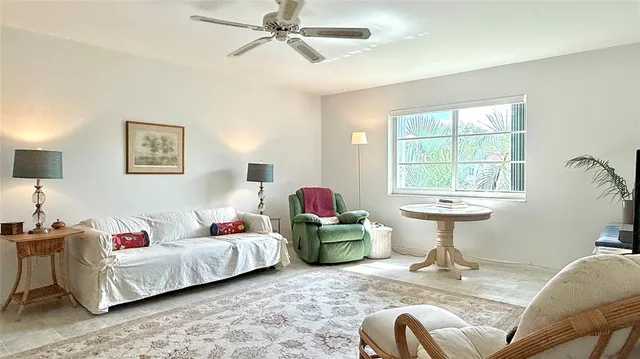 $269,900 | 669 West Oakland Park Boulevard, Unit 220B, Fort Lauderdale, FL 33309