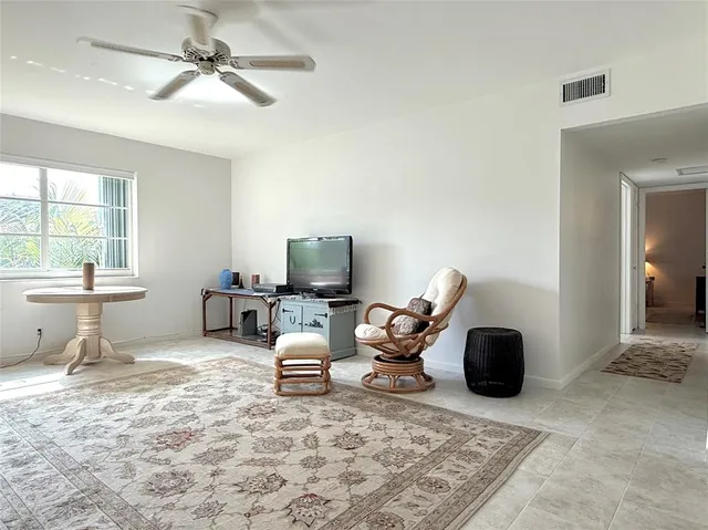 $269,900 | 669 West Oakland Park Boulevard, Unit 220B, Fort Lauderdale, FL 33309