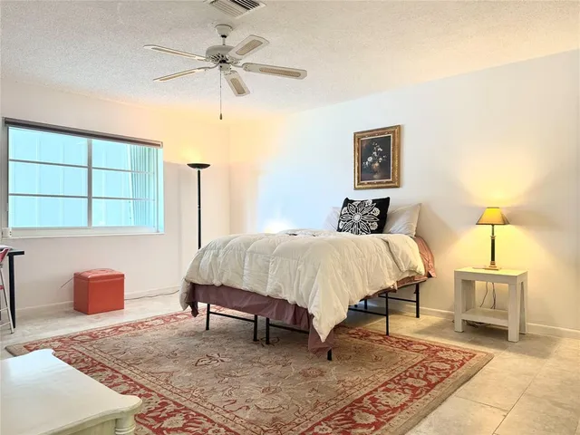 $269,900 | 669 West Oakland Park Boulevard, Unit 220B, Fort Lauderdale, FL 33309