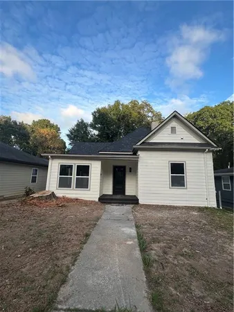 front view of house with a yard