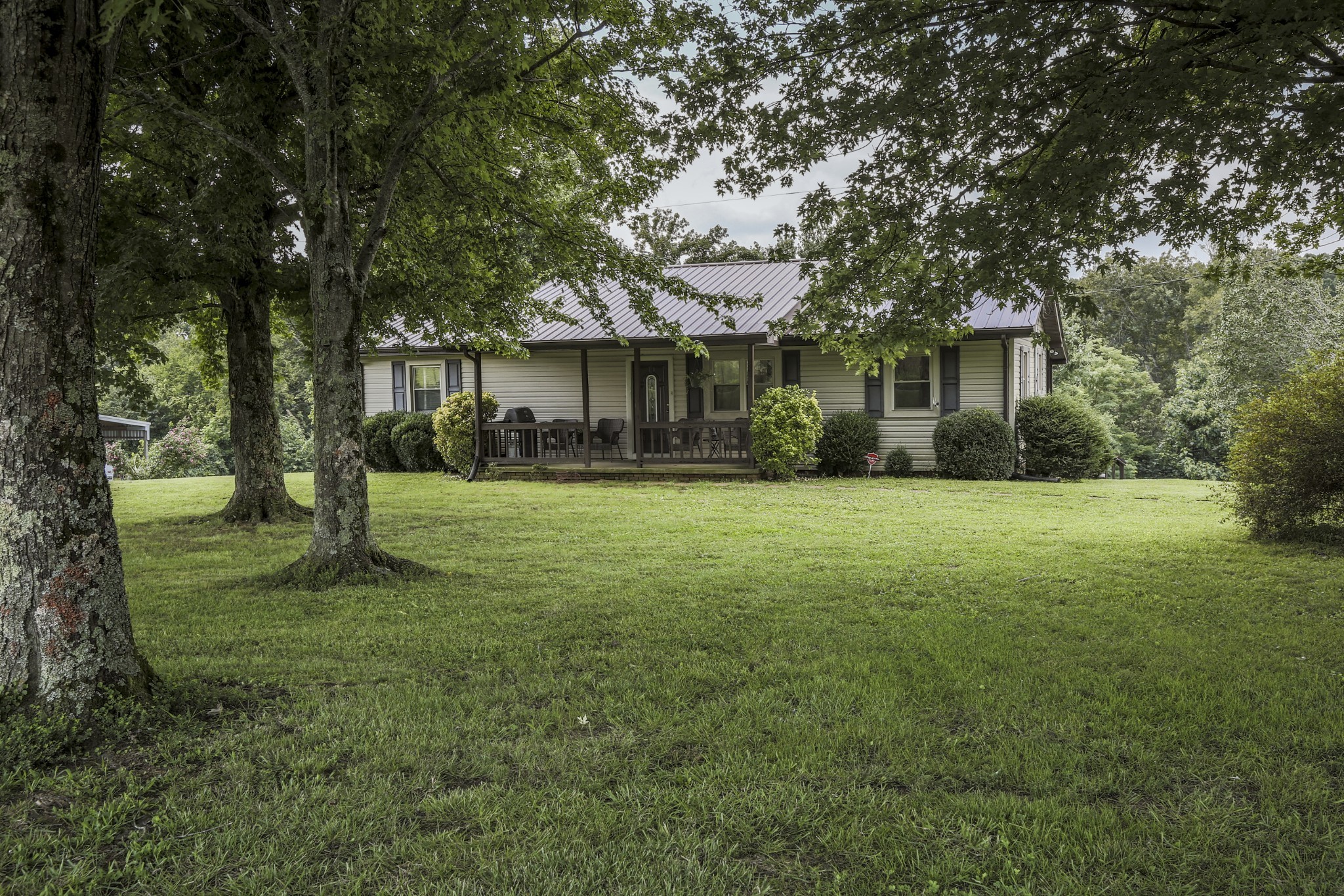 689 Driver Road Lafayette, TN 37083 - Photo 2 of 25 Gallery Image 2