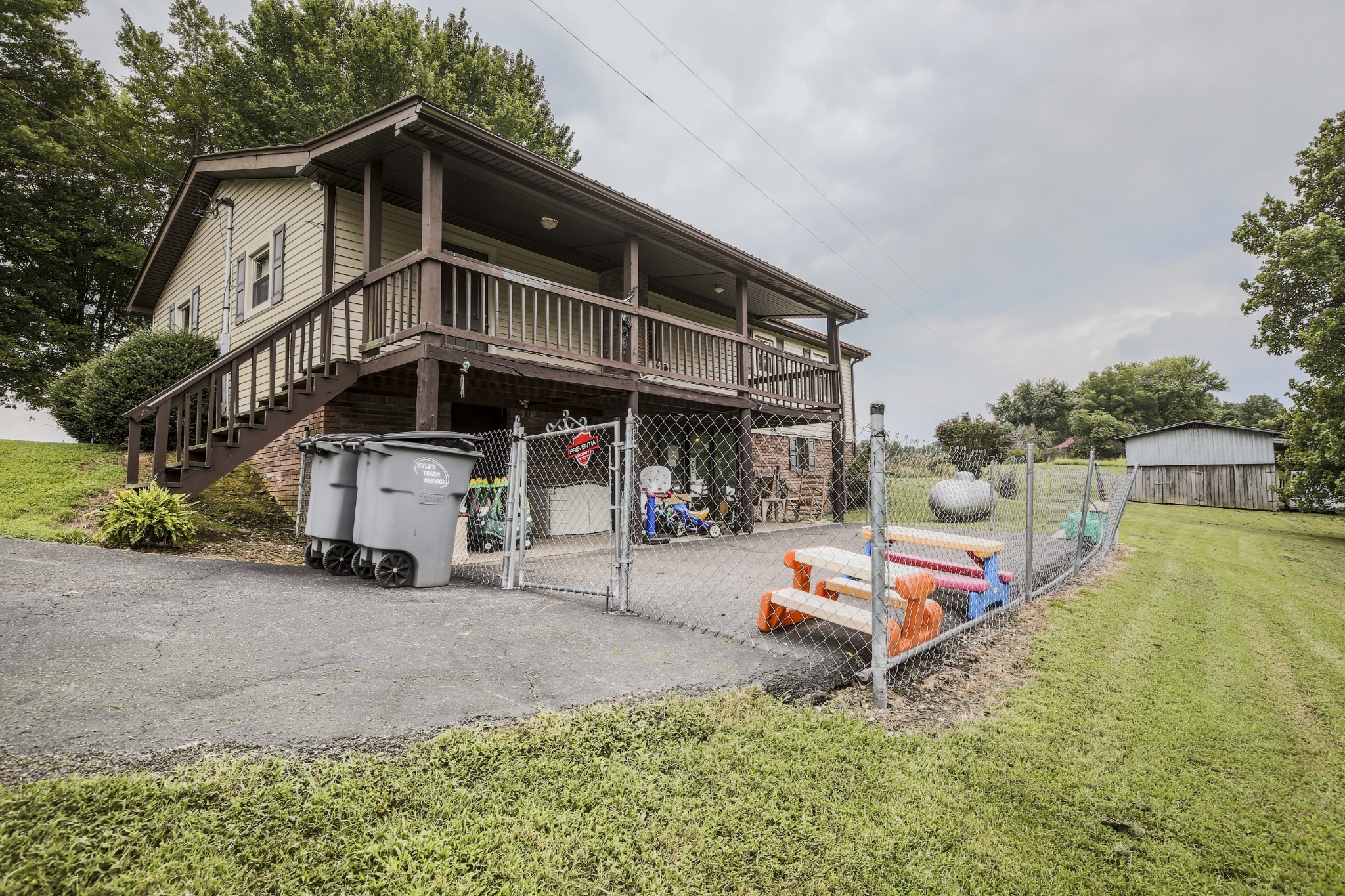 689 Driver Road Lafayette, TN 37083 - Photo 12 of 25 Gallery Image 12