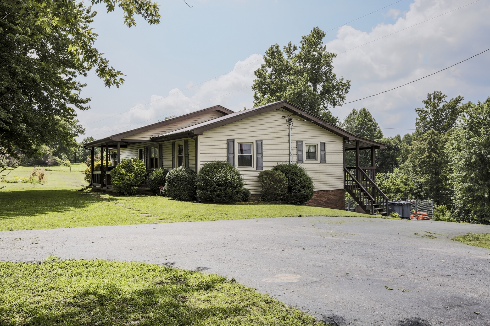 689 Driver Road Lafayette, TN 37083 - Photo 9 of 25 Gallery Image 9