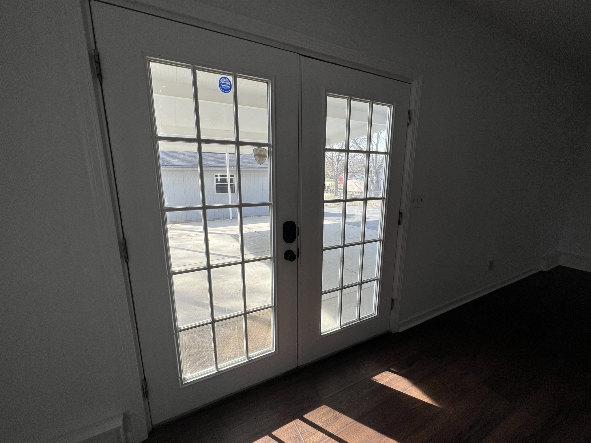 2654 Crosspark Drive Murfreesboro, TN 37129 - Photo 17 of 36 an empty room with windows