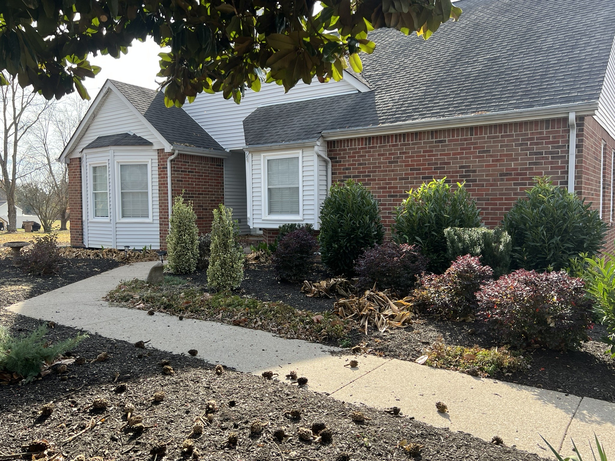 2654 Crosspark Drive Murfreesboro, TN 37129 - Photo 3 of 36 a front view of a house with garden
