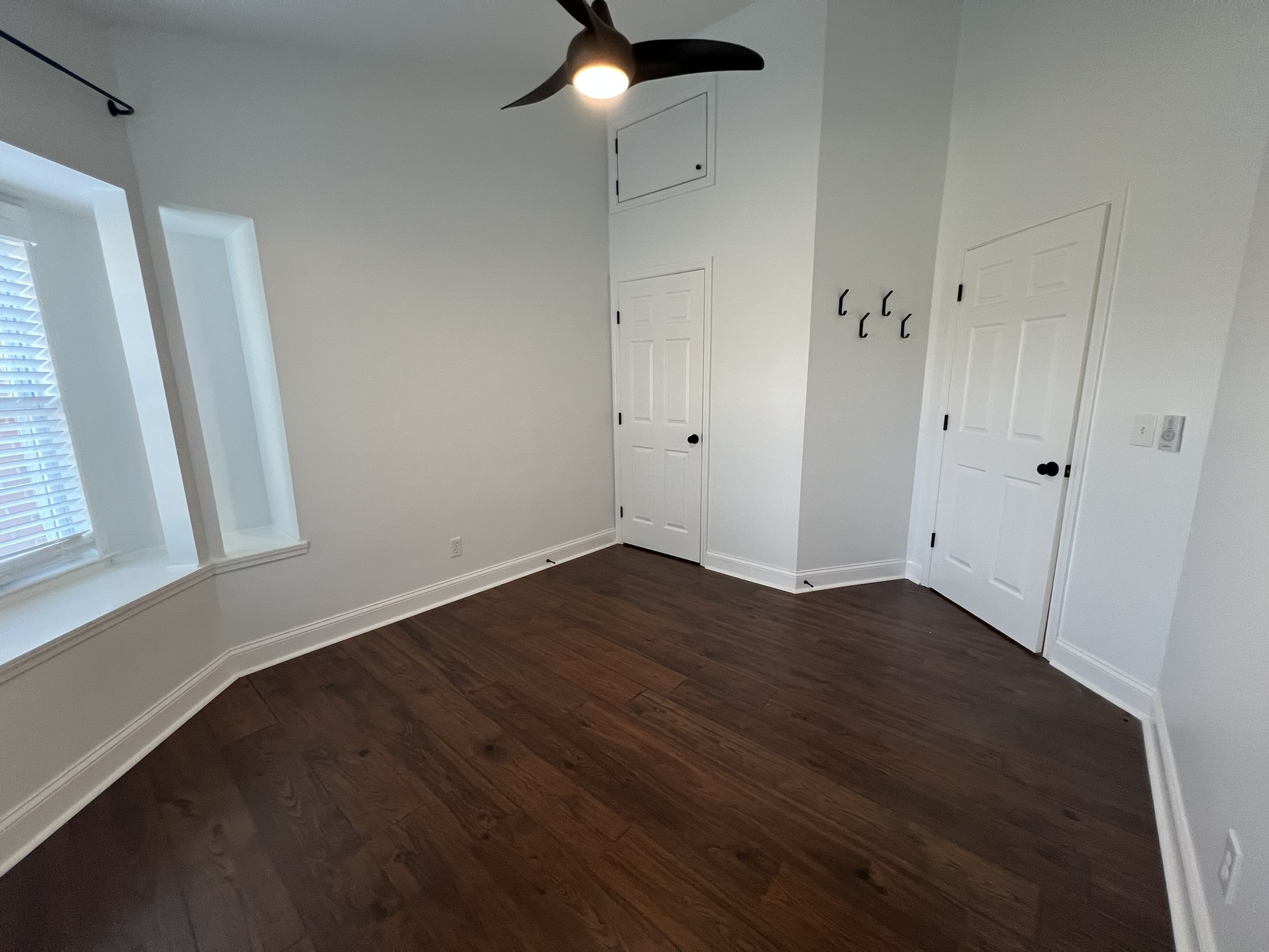 2654 Crosspark Drive Murfreesboro, TN 37129 - Photo 34 of 36 wooden floor in an empty room