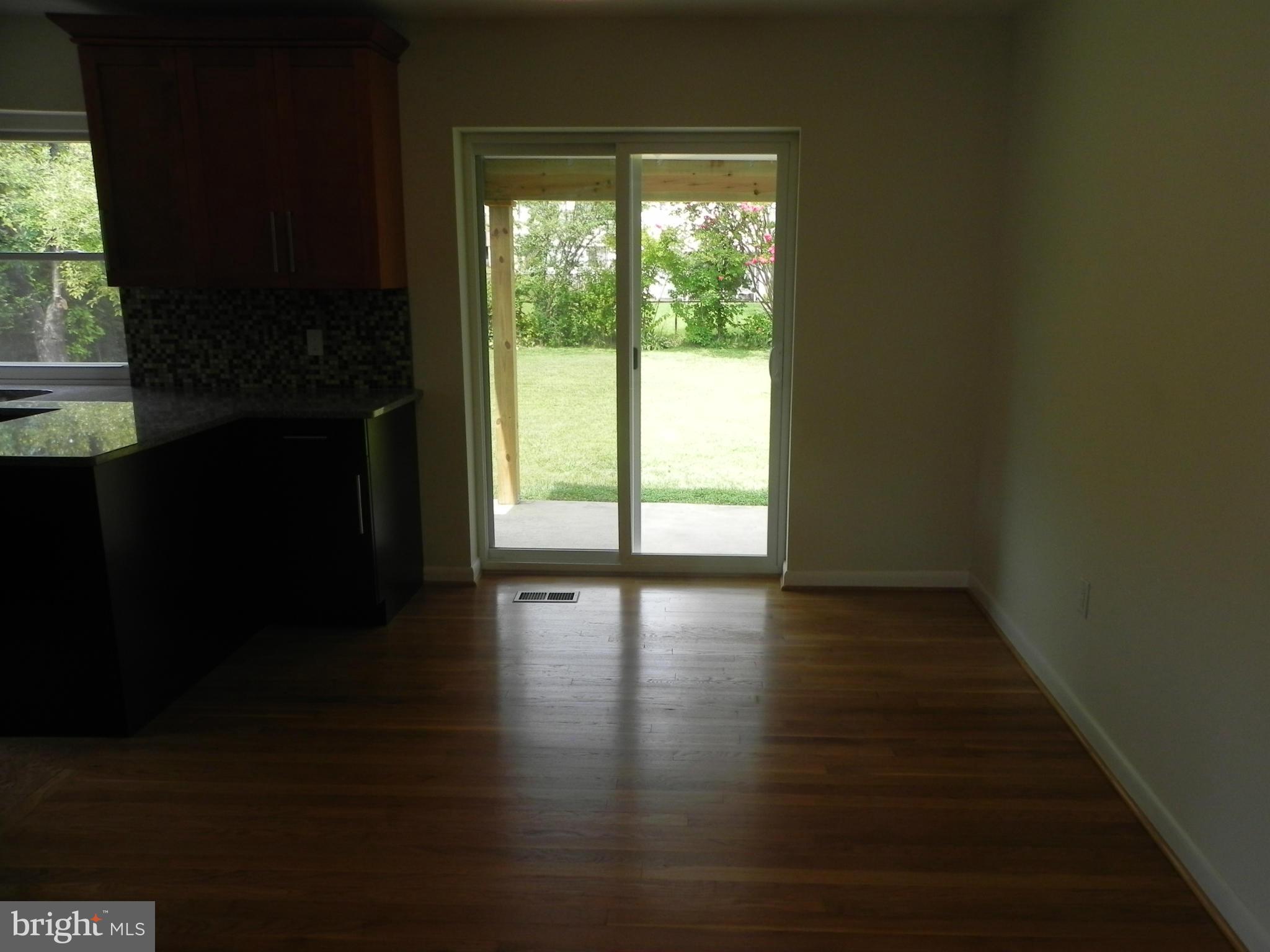 6210 Collinsway Road Catonsville, MD 21228 - Photo 6 of 27 Dining Room