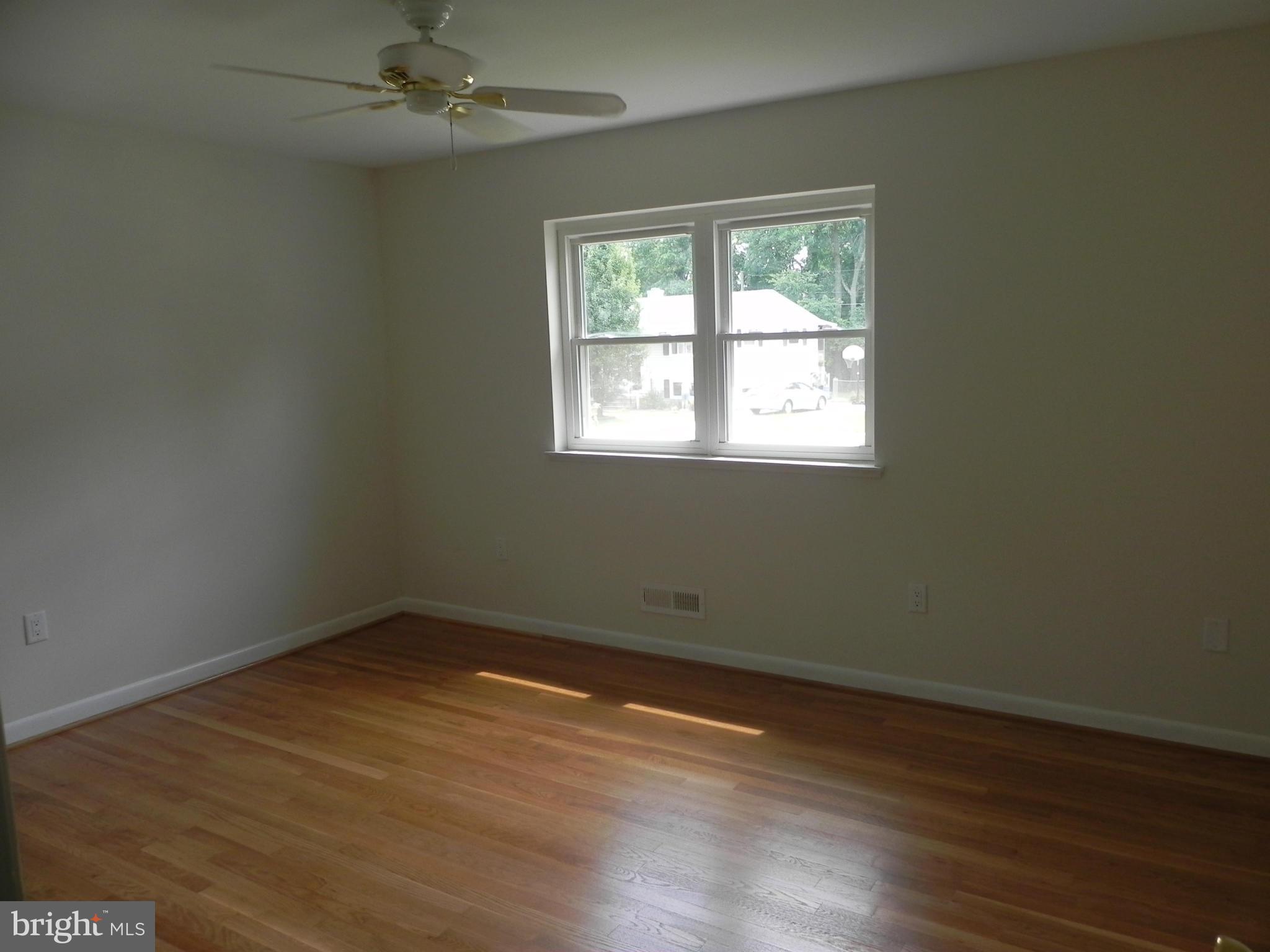 6210 Collinsway Road Catonsville, MD 21228 - Photo 9 of 27 Bedroom (Master)