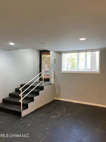 $1,200 | 622 Crawford Street, Vicksburg, MS 39180