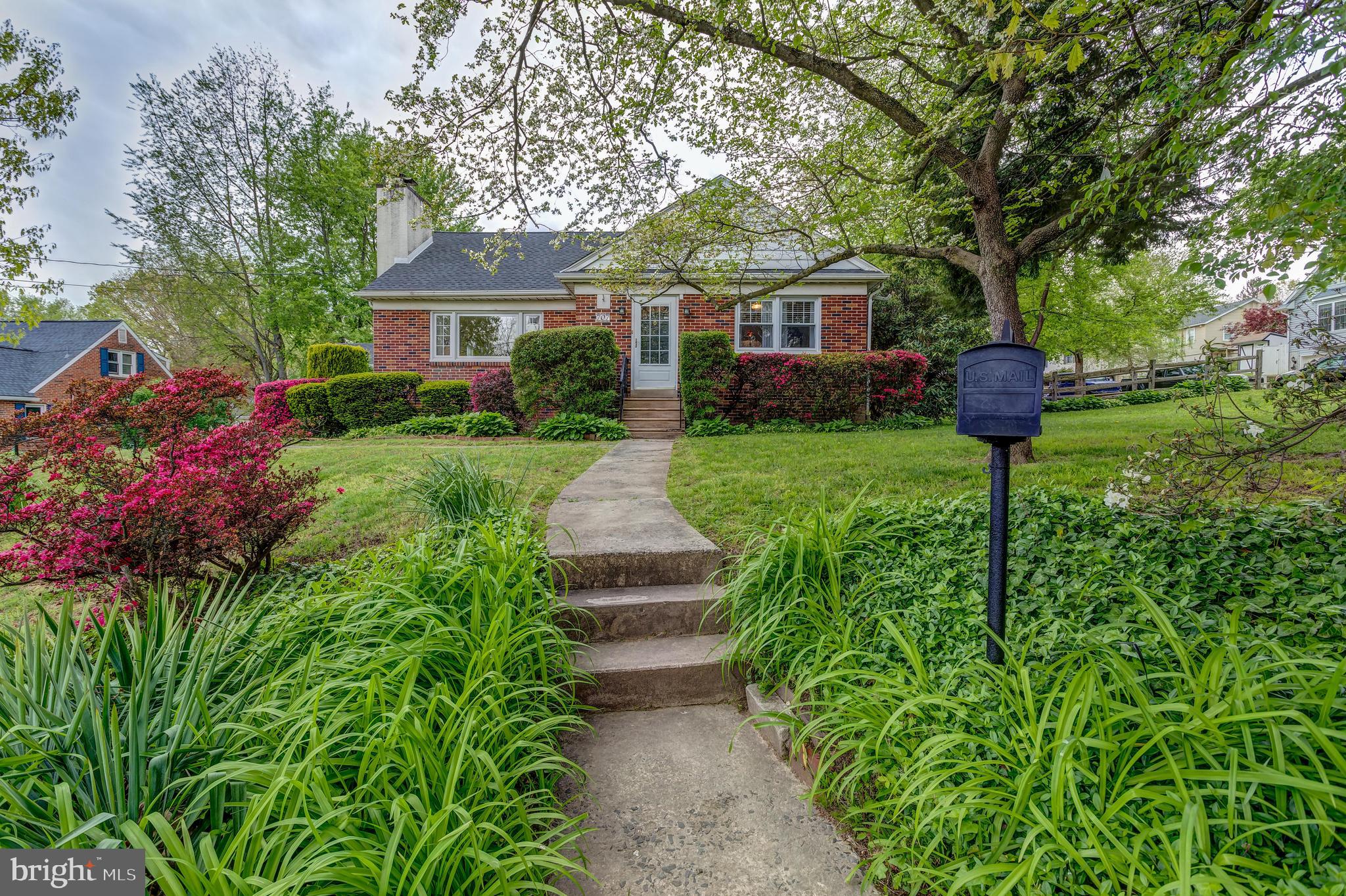 707 Harvey Road Wallingford, PA 19086 - Photo 4 of 43 Exterior