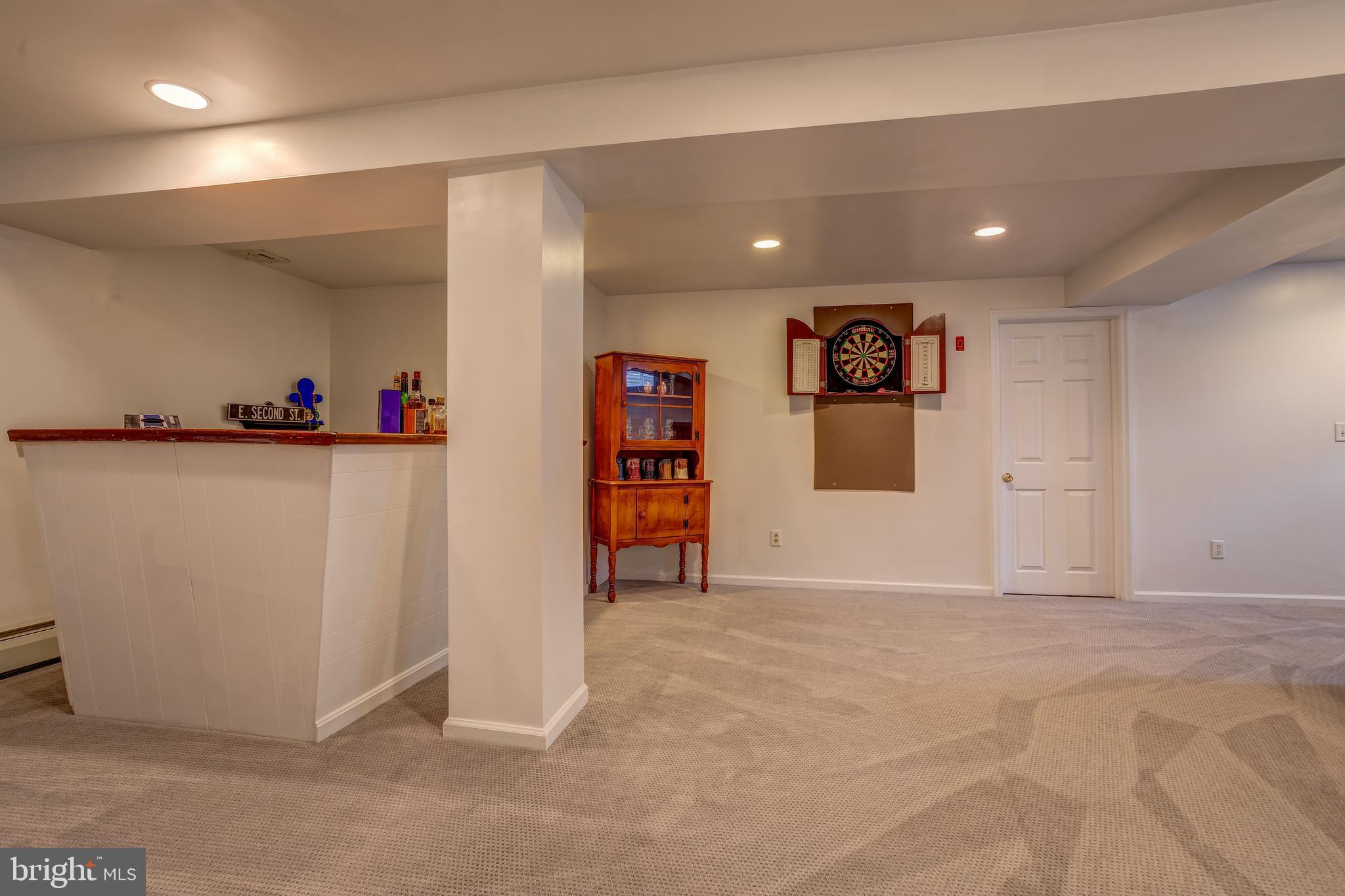707 Harvey Road Wallingford, PA 19086 - Photo 35 of 43 Bar