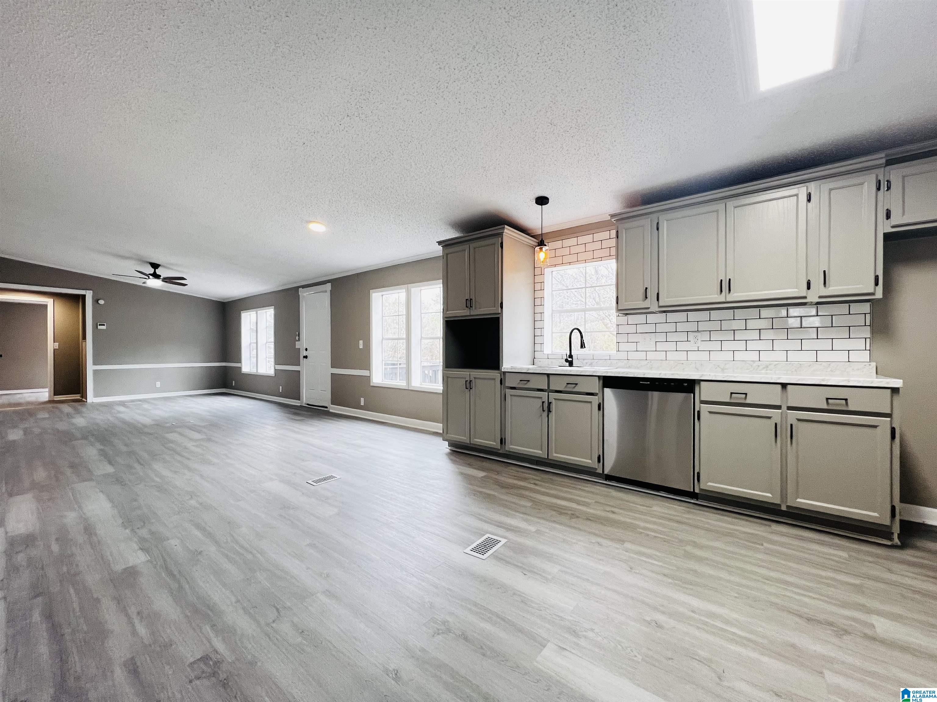 2176 Kirkseys Bend Ohatchee, AL 36271 - Photo 4 of 30