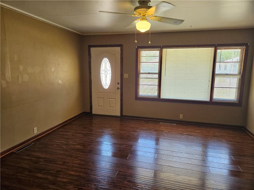 309 South Rutter Avenue Chanute, KS 66720 - Photo 8 of 30 Gallery Image 8