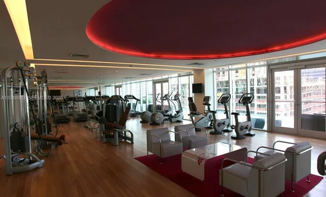 $3,350 | 500 Brickell Avenue, Unit 1704, Miami, FL 33131