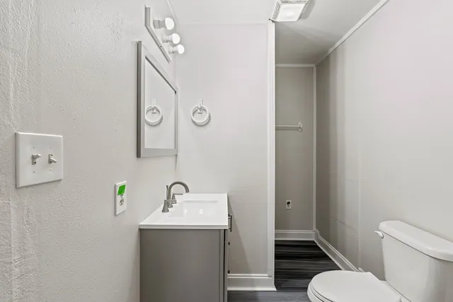 $1,795 | 1430 South Us Highway, Milano, TX 76556