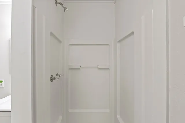 $1,795 | 1430 South Us Highway, Milano, TX 76556