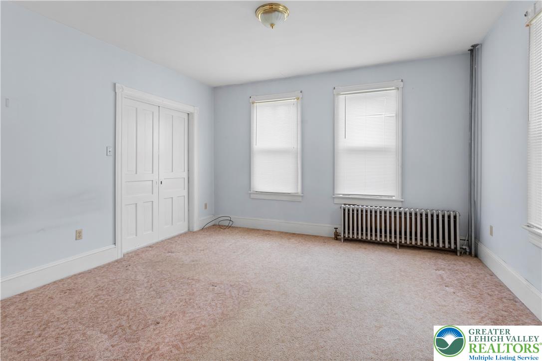 170 South Whitfield Street Nazareth, PA 18064 - Photo 22 of 29 an empty room with windows