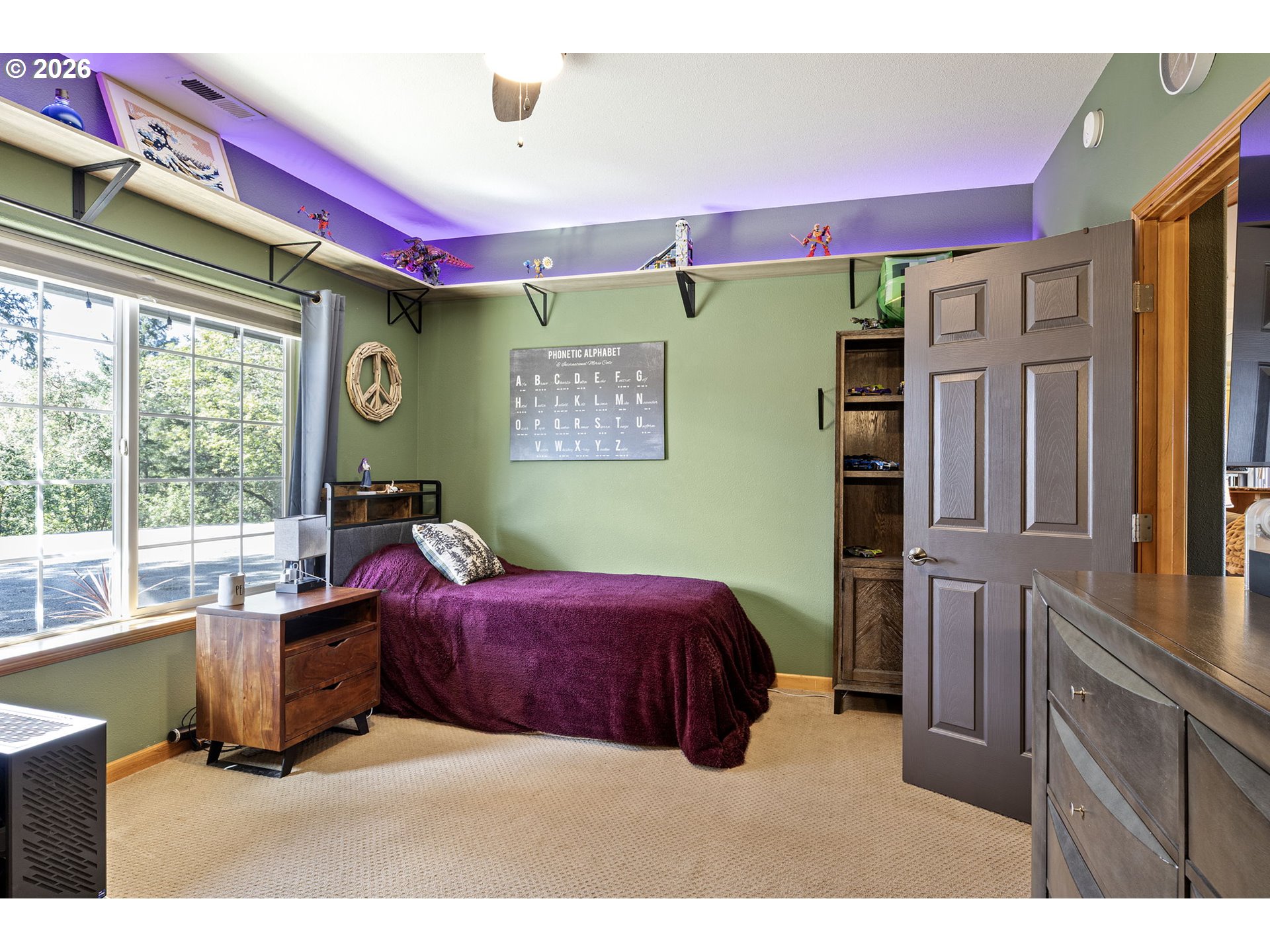 445 Melqua Road Roseburg, OR 97471 - Photo 23 of 48 Bedroom