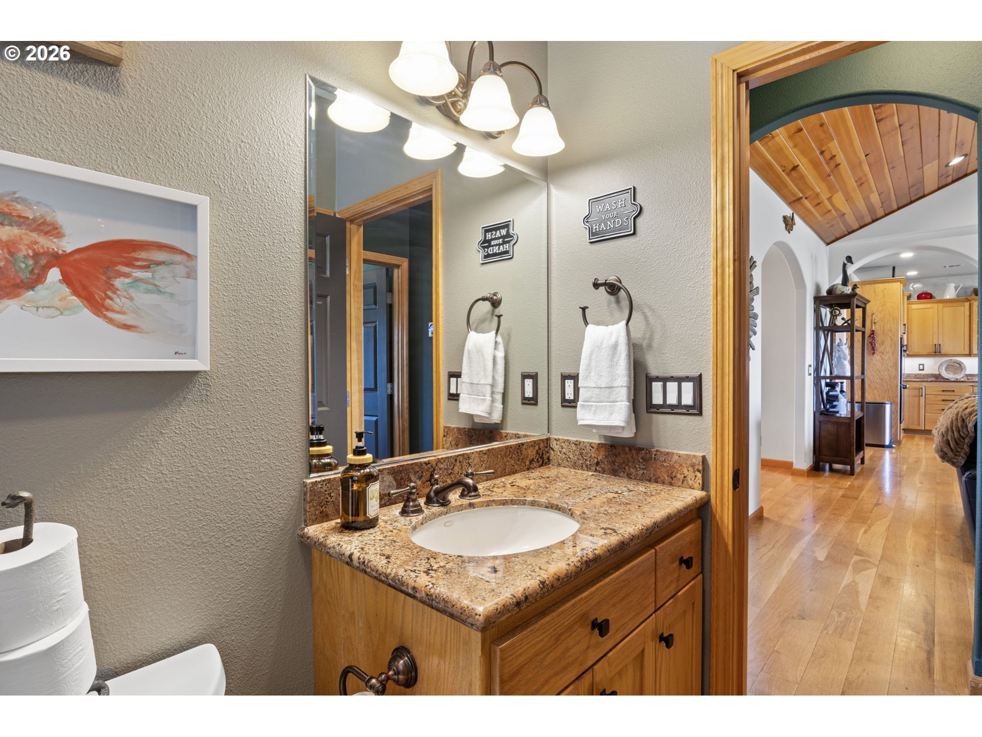 445 Melqua Road Roseburg, OR 97471 - Photo 25 of 48 Attached Bathroom #2