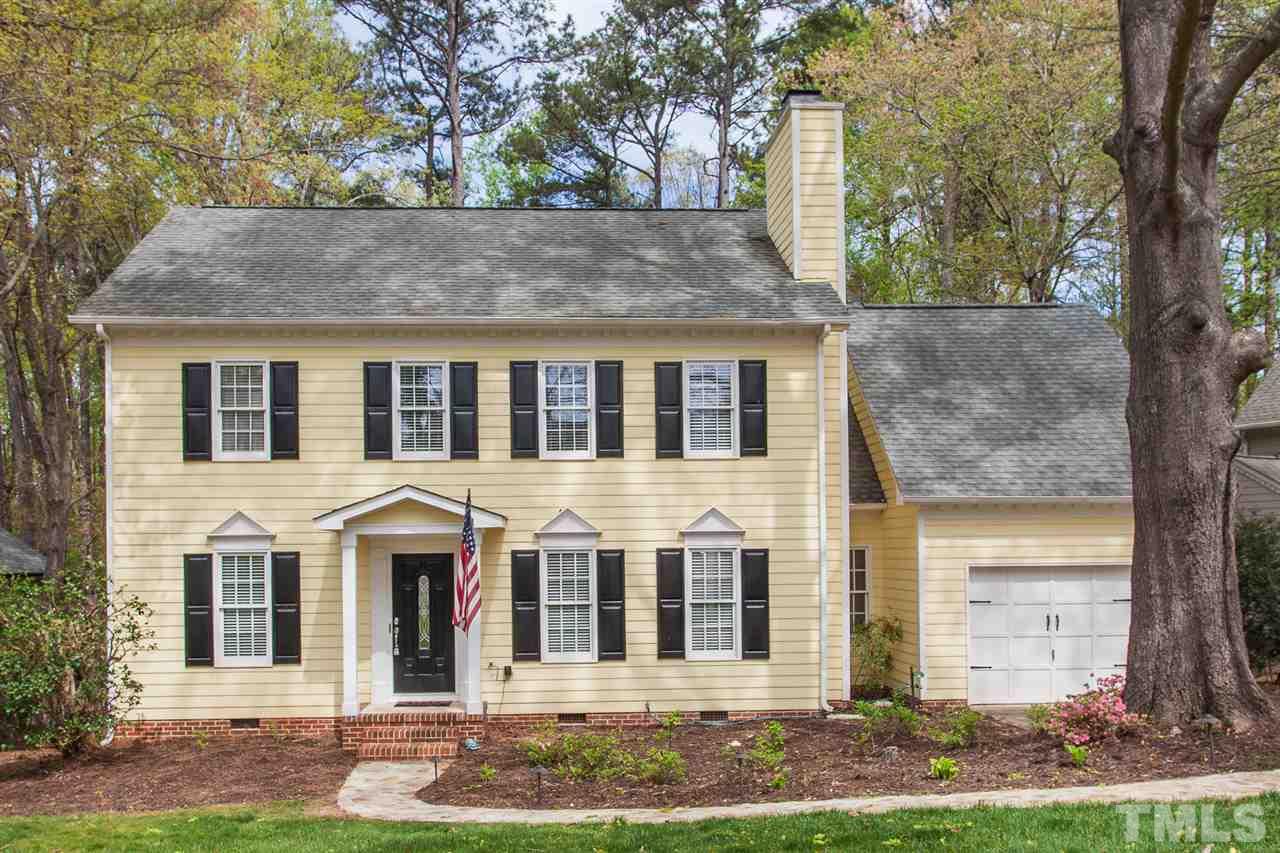 5321 Fairmead Circle Raleigh, NC 27613 - Photo 2 of 23