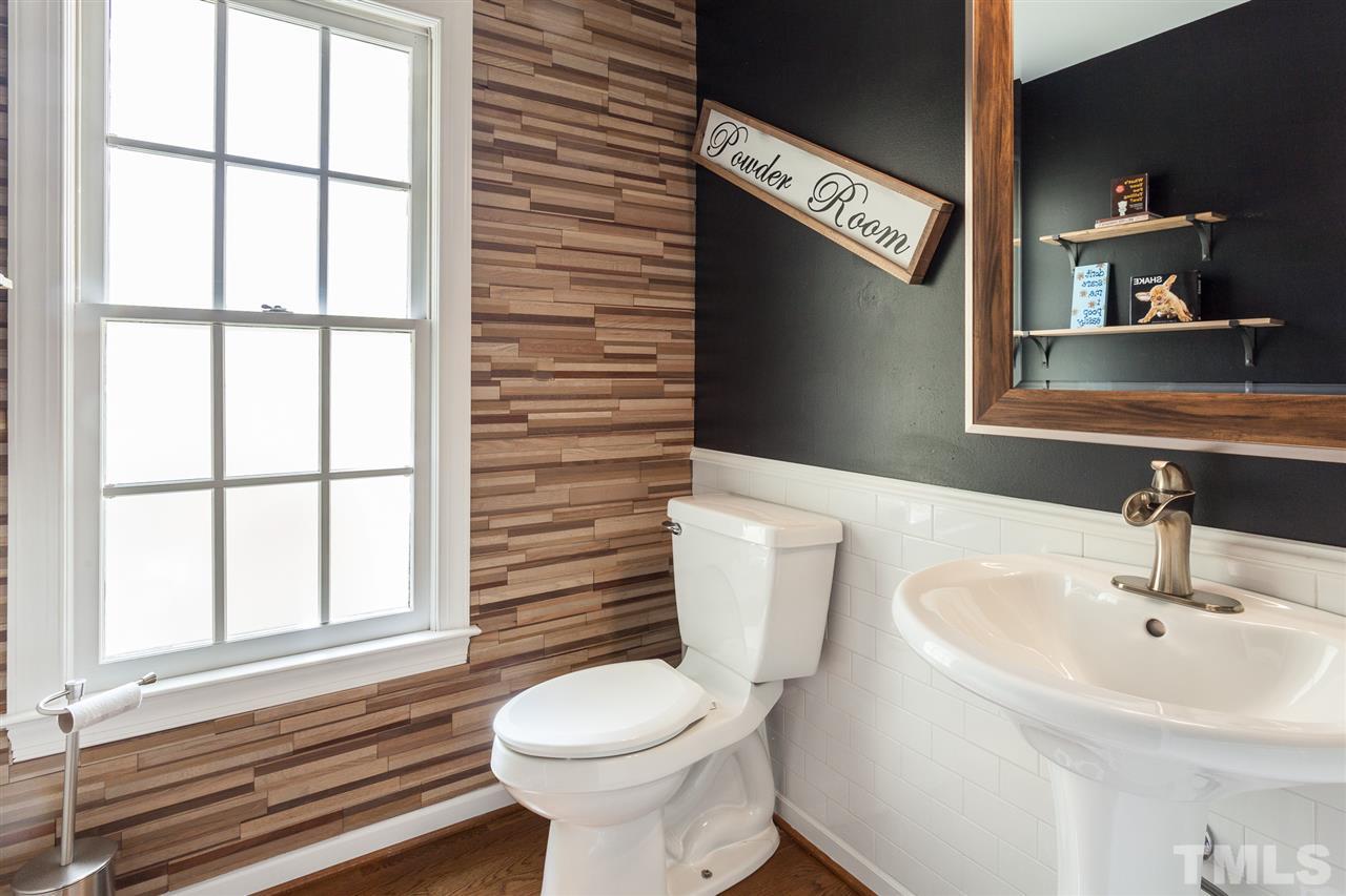 5321 Fairmead Circle Raleigh, NC 27613 - Photo 13 of 23 Downstairs half bath.