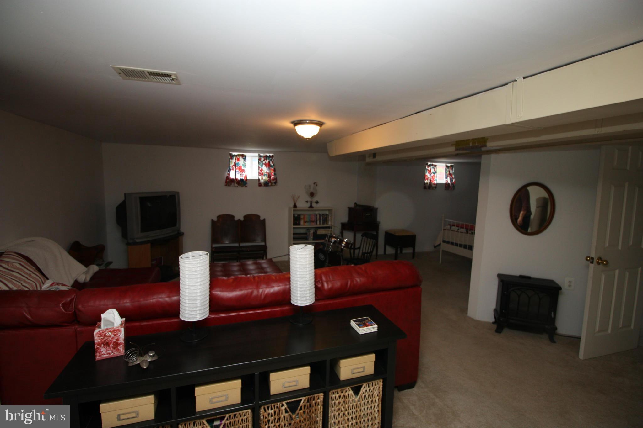 6027 Craig Street Springfield, VA 22150 - Photo 14 of 18 Basement