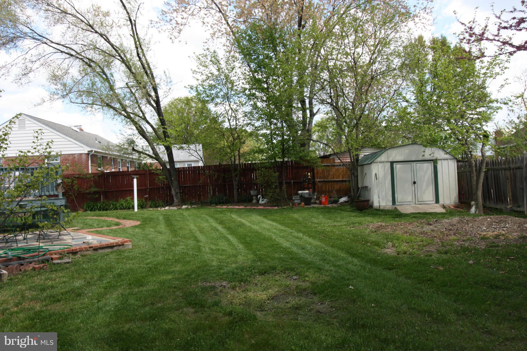 6027 Craig Street Springfield, VA 22150 - Photo 4 of 18 Exterior (Rear)