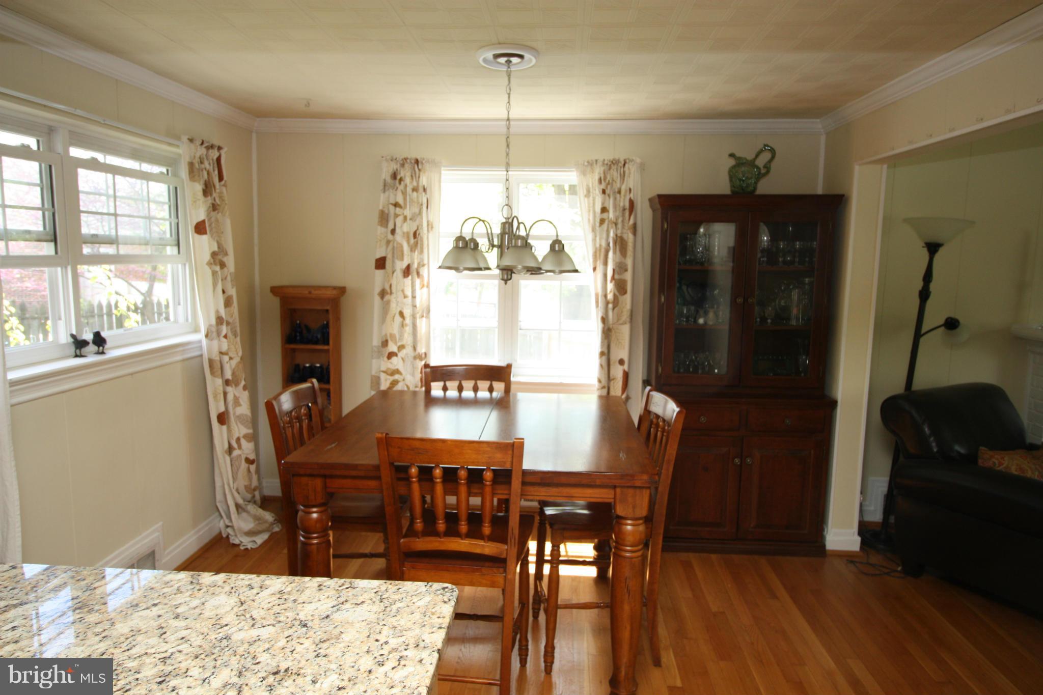 6027 Craig Street Springfield, VA 22150 - Photo 5 of 18 Dining Room