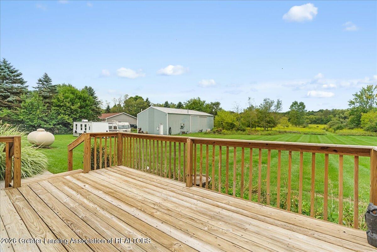 10586 Williams Road Dewitt, MI 48820 - Photo 42 of 47 42-Media Jett -41