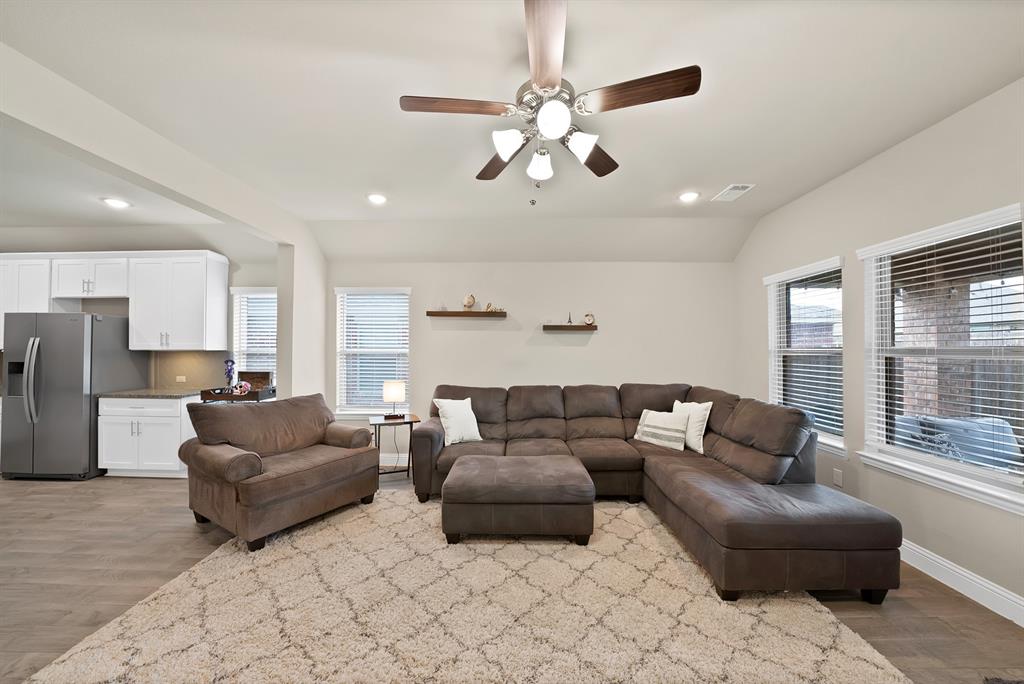 2299 Templin Avenue Forney, TX 75126 - Photo 18 of 38