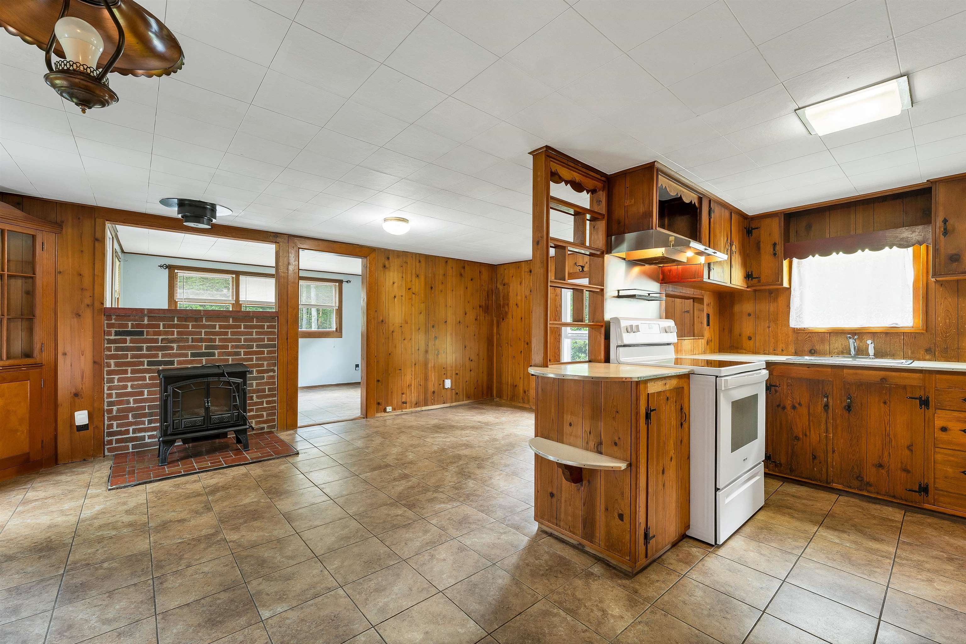 201 Teneriffe Road Milton, NH 03851 - Photo 3 of 29