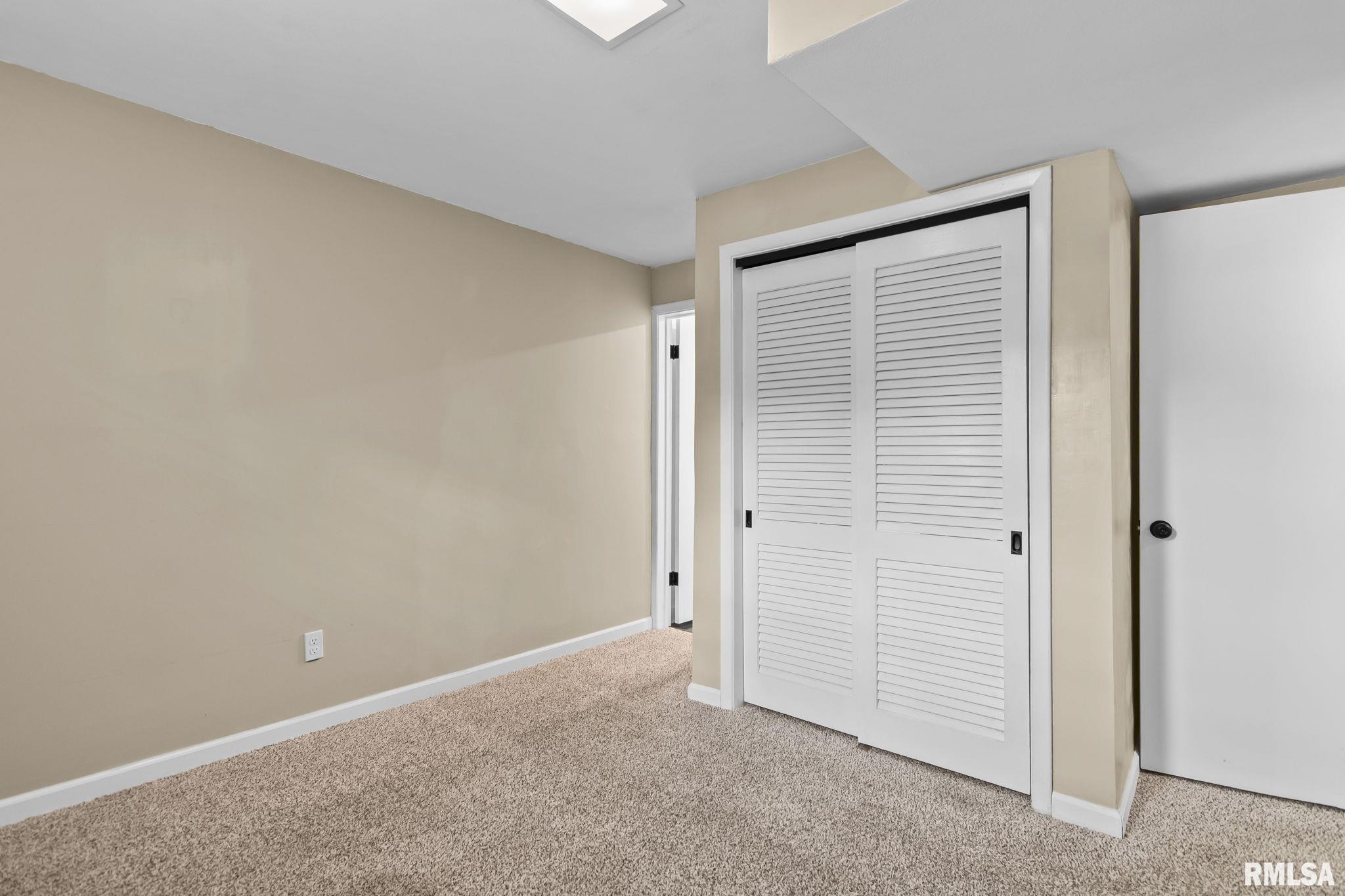 108 Collier Drive Springfield, IL 62704 - Photo 39 of 47