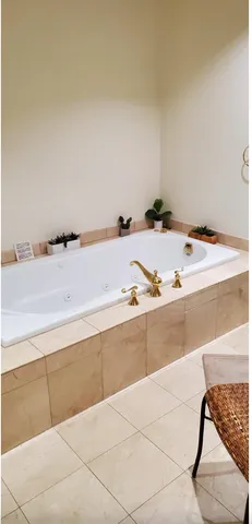 a close view of sink and tap